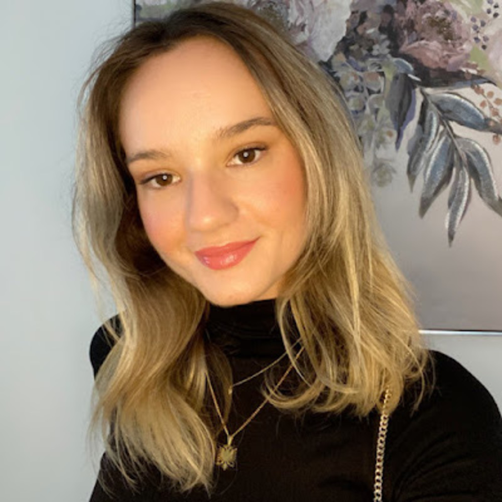 Meet your Posher, Joana